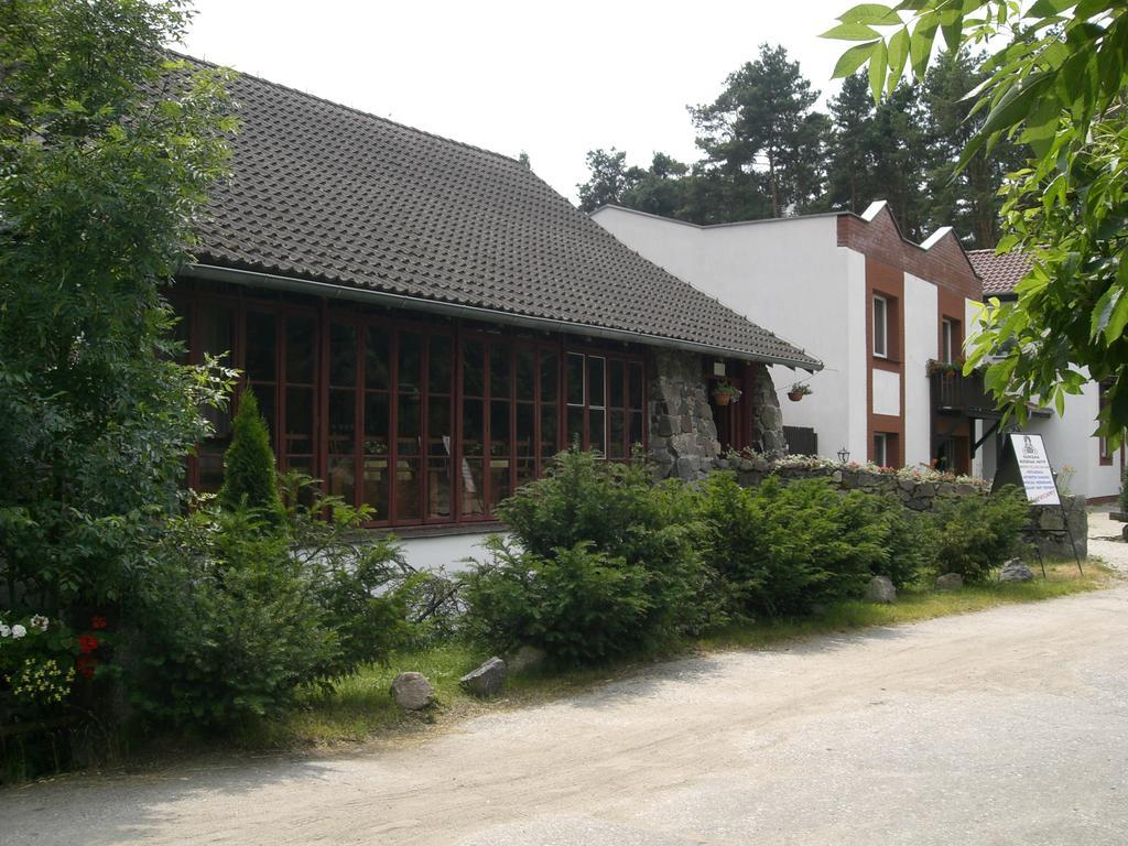 Apartamento Karczma Kuzniak Mlyn Mierzyn  Exterior foto
